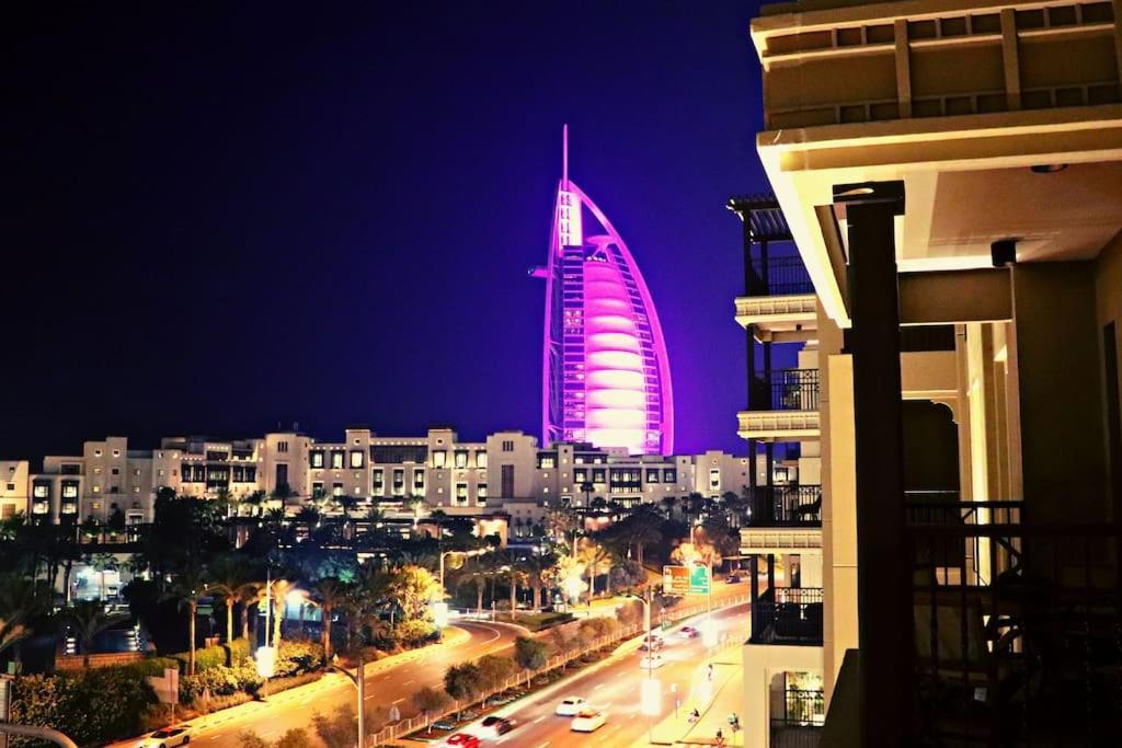 Veluxa - Luxury And Bright 1 Bedroom Apartment, Burj View! Dubai Luaran gambar